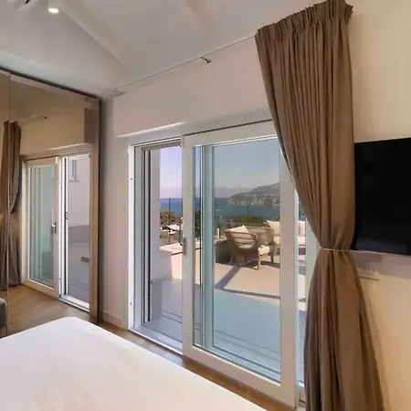 Villa Top Overlooking The Sea - What'app - 0034-604-103-768 - For Reservations! Sorrente